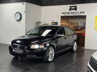 Volvo S40 1,8  4d