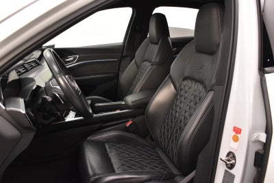 Audi e-tron S-line Sportback quattro