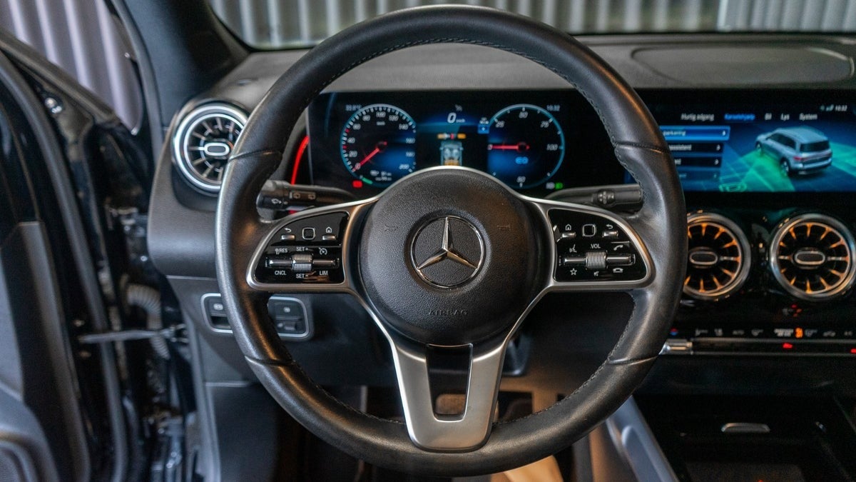 Billede af Mercedes EQB300 Progressive 4Matic