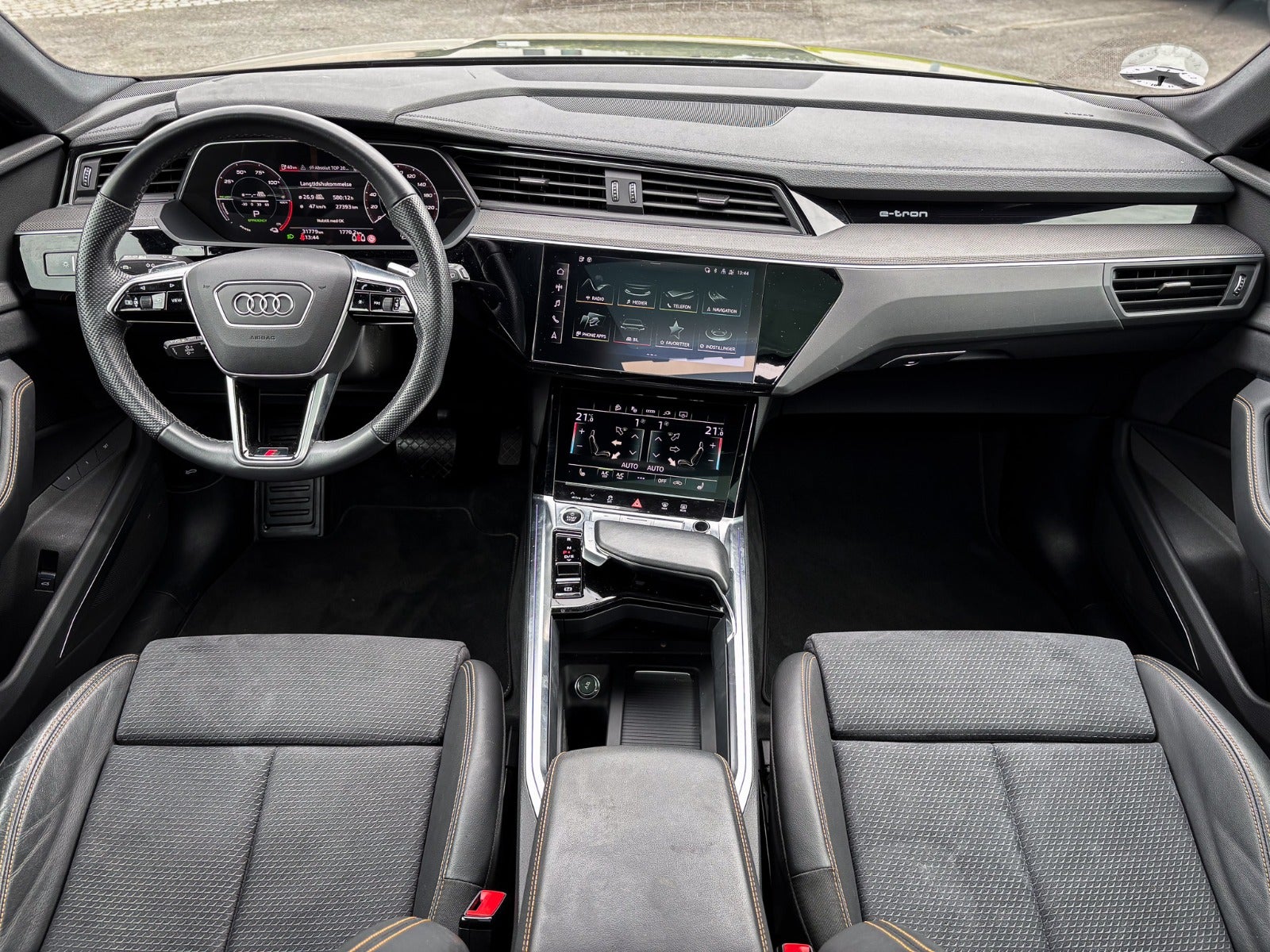 Billede af Audi e-tron 55 Black Edition S-line quattro