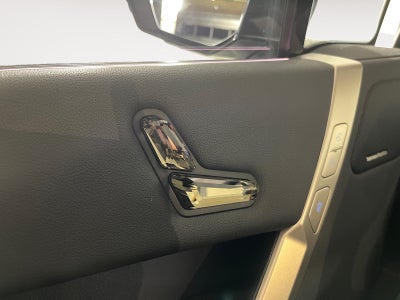 BMW iX xDrive40 Fully Charged