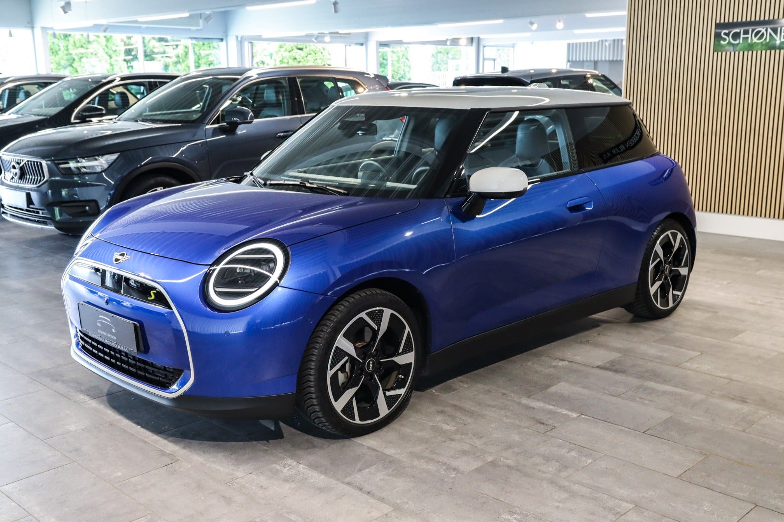 Billede af MINI Cooper SE Favoured Trim XL