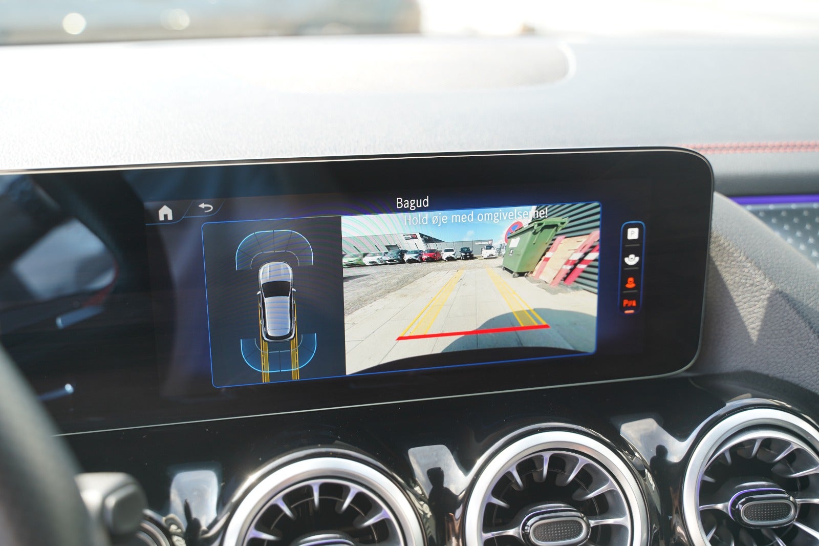 Billede af Mercedes EQA350  AMG Line 4Matic