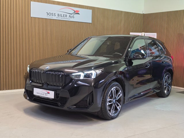 BMW iX1  xDrive30 Charged M-Sport