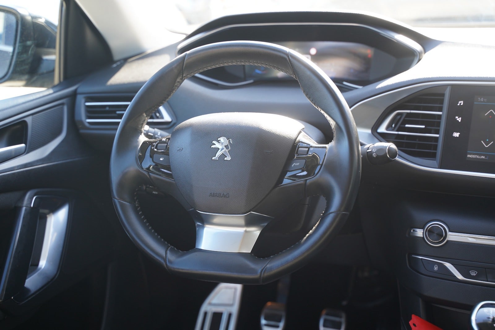 Billede af Peugeot 308 1,5 BlueHDi 130 Allure Grand SW