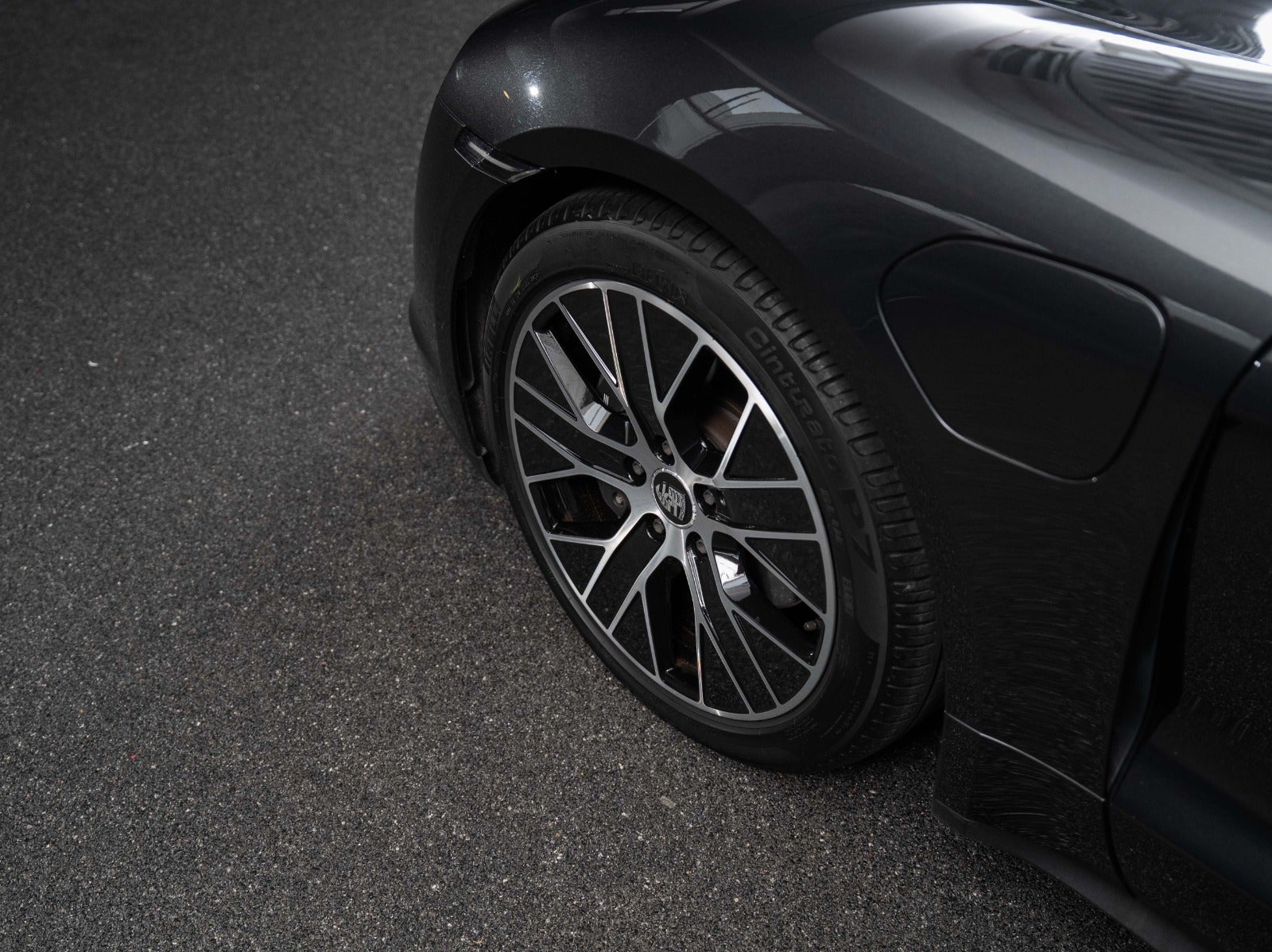 Gallery image 8 of 17