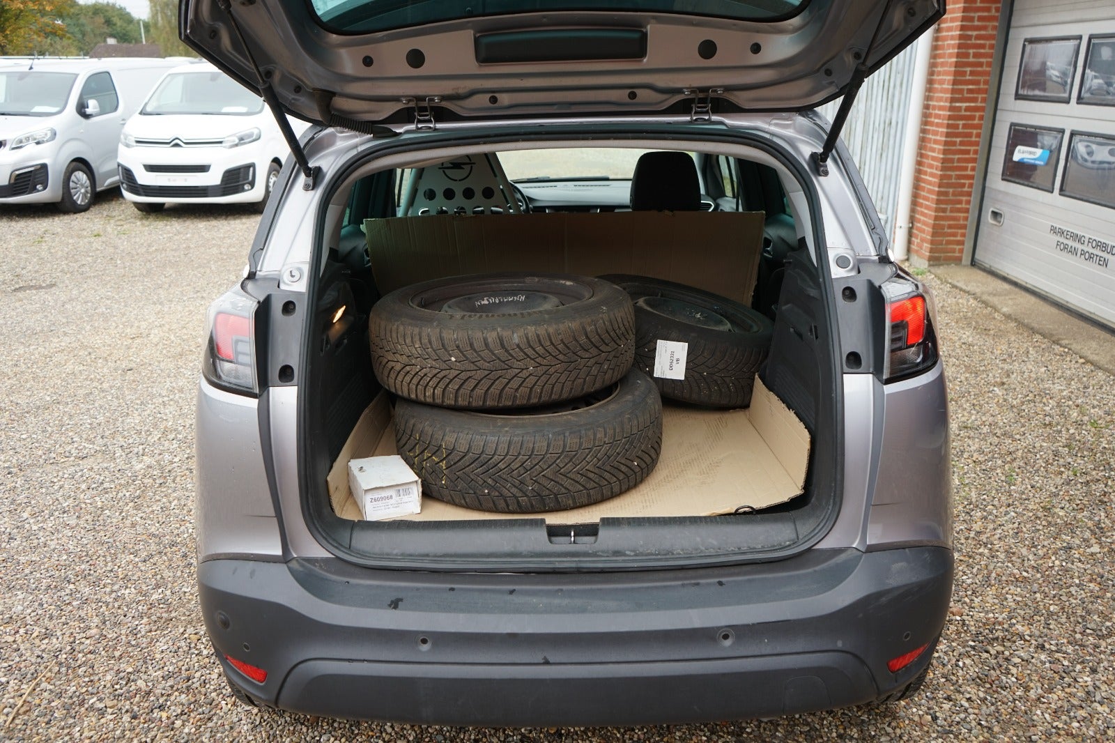 Billede af Opel Crossland 1,2 T 130 First Edition aut. Van