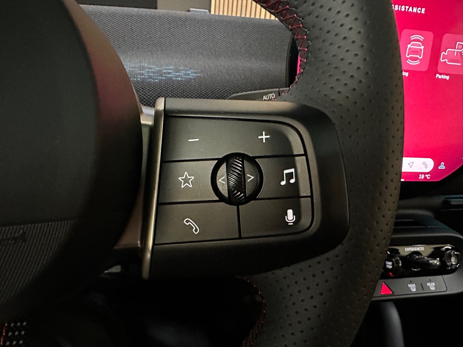 Billede af MINI Cooper E JCW Trim M