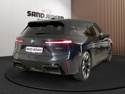 BMW iX xDrive45 M-Sport