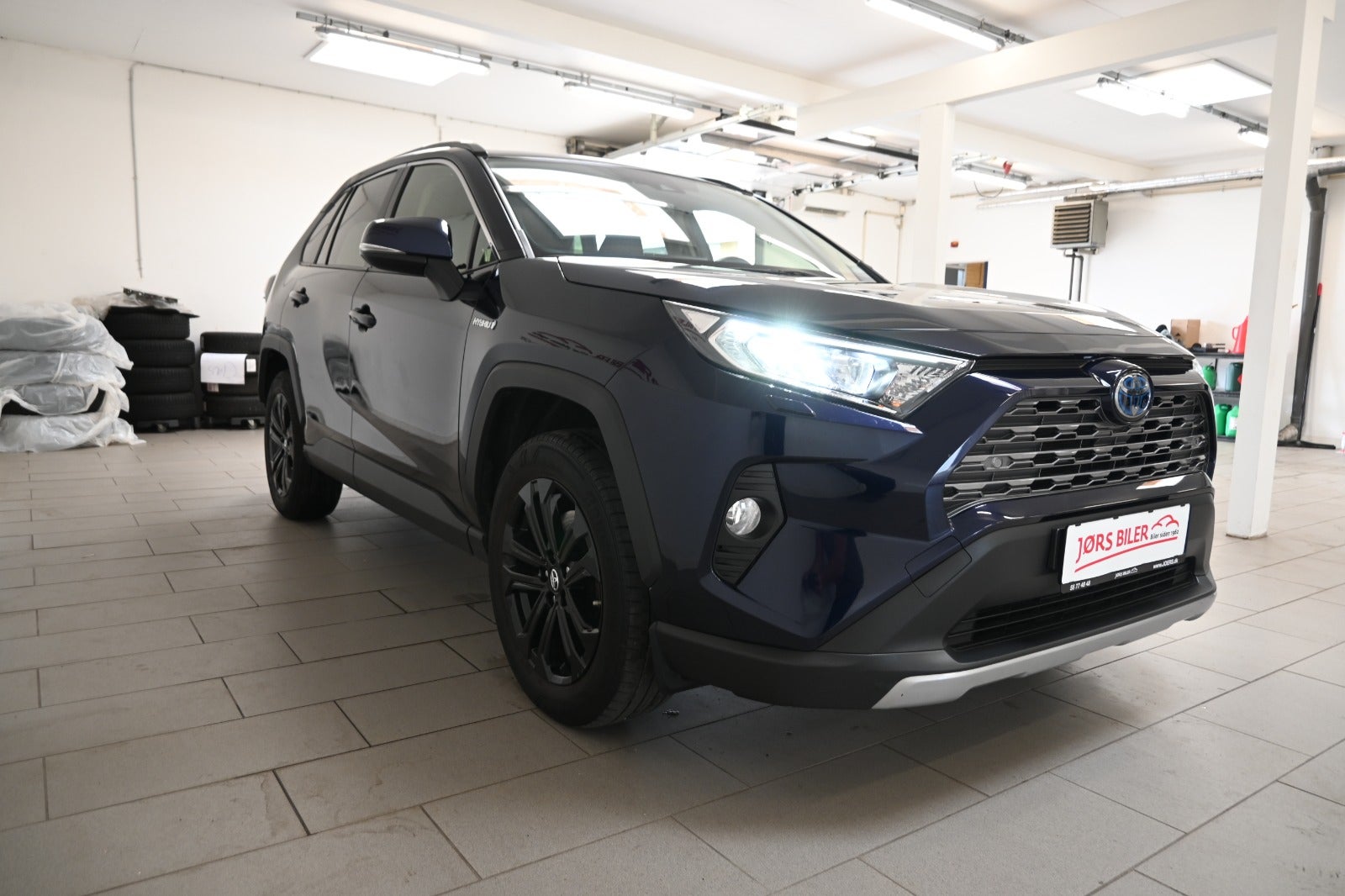 Toyota RAV4 Hybrid H3 Business MDS