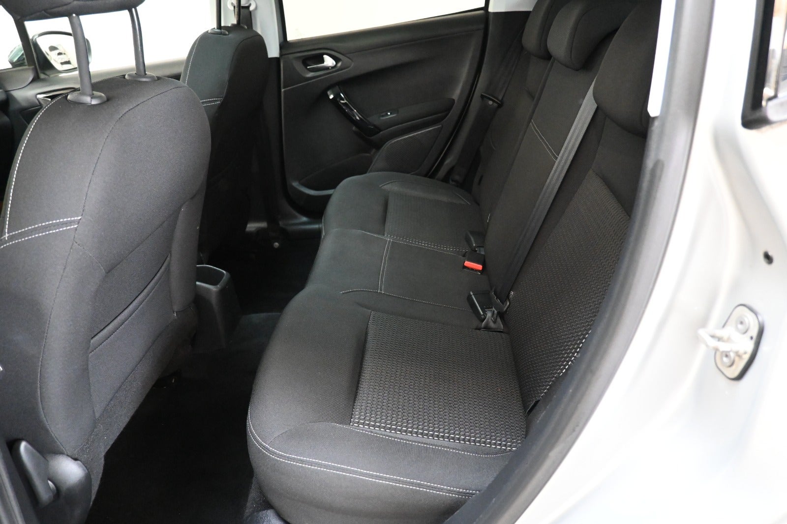 Peugeot 208 BlueHDi 100 Allure Sky