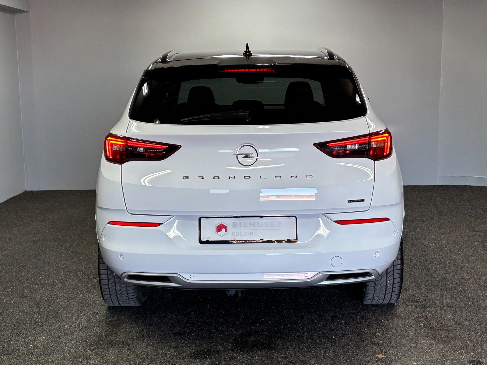 Billede af Opel Grandland 1,6 Hybrid Ultimate aut.