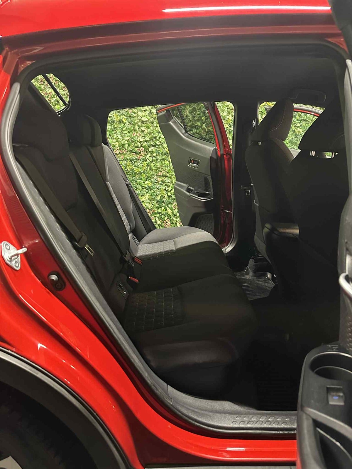 Billede af Toyota C-HR 1,8 Hybrid C-LUB Smart CVT