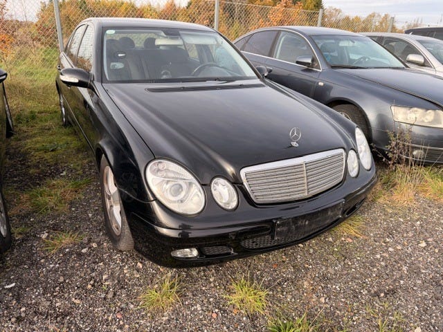 Mercedes E240 Elegance