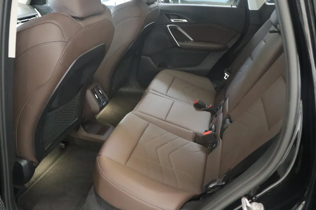 BMW iX1 xDrive30 X-Line