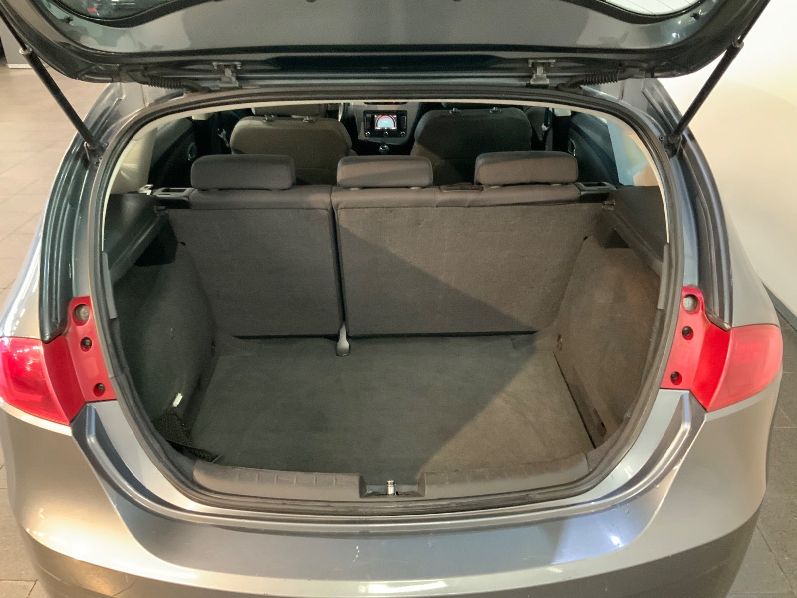 Seat Leon (5/8)