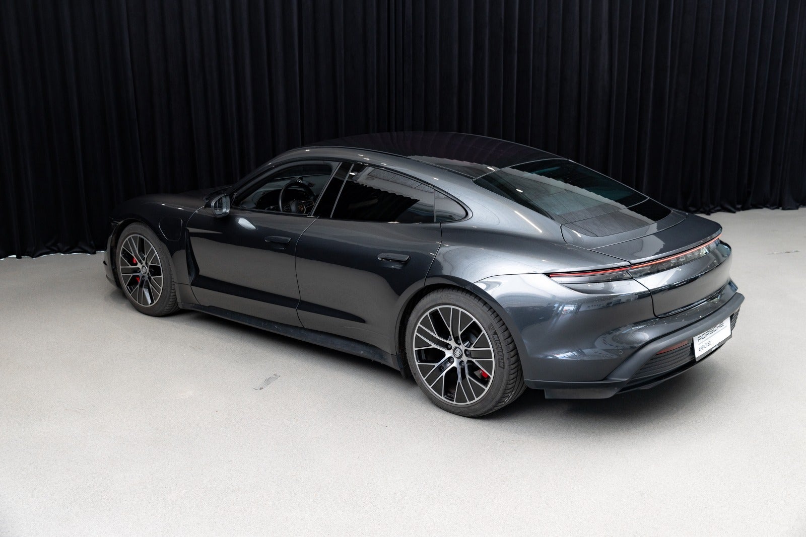 Gallery image 6 of 12