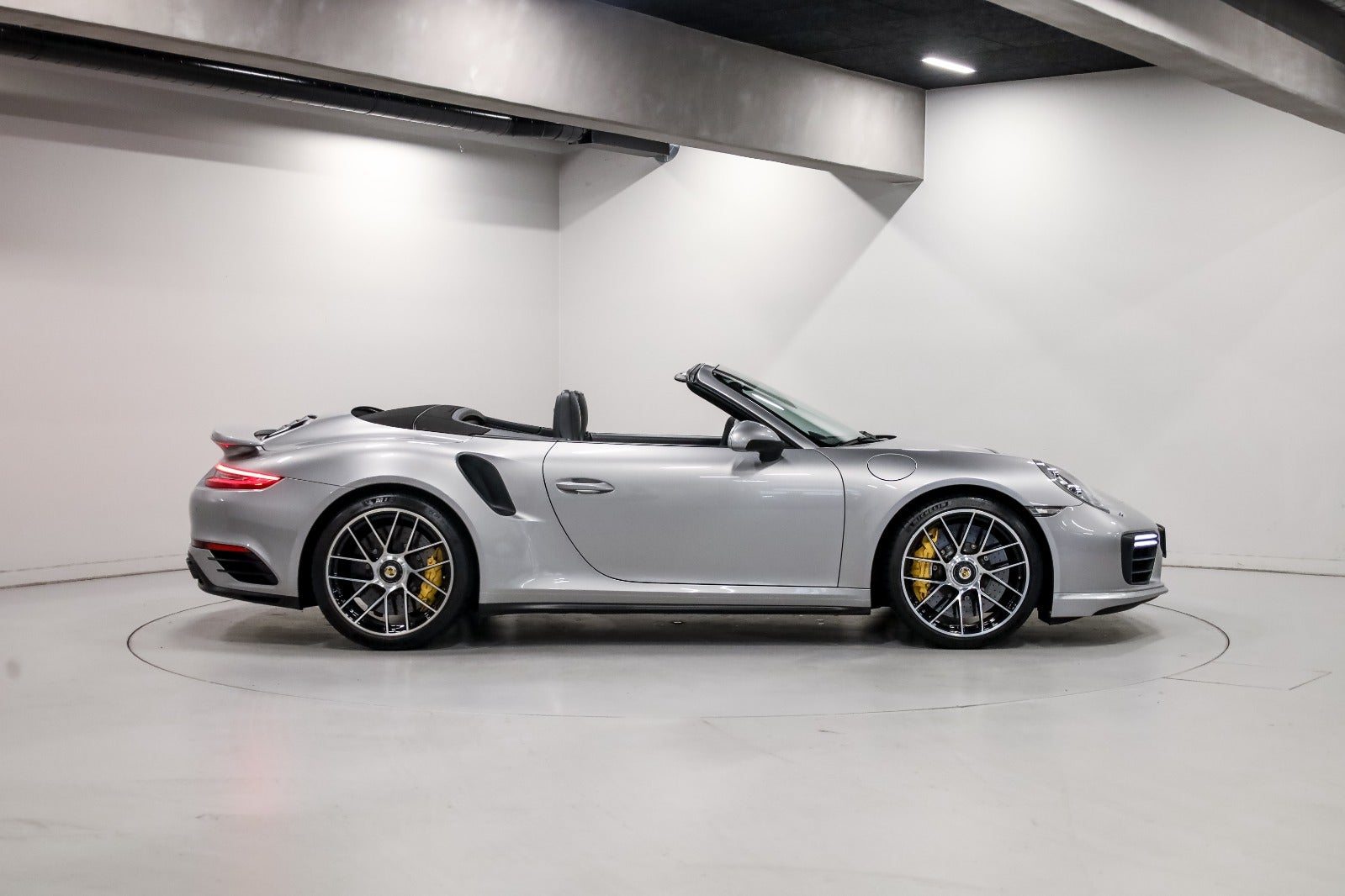 Porsche 911 Turbo S 3,8 Cabriolet PDK