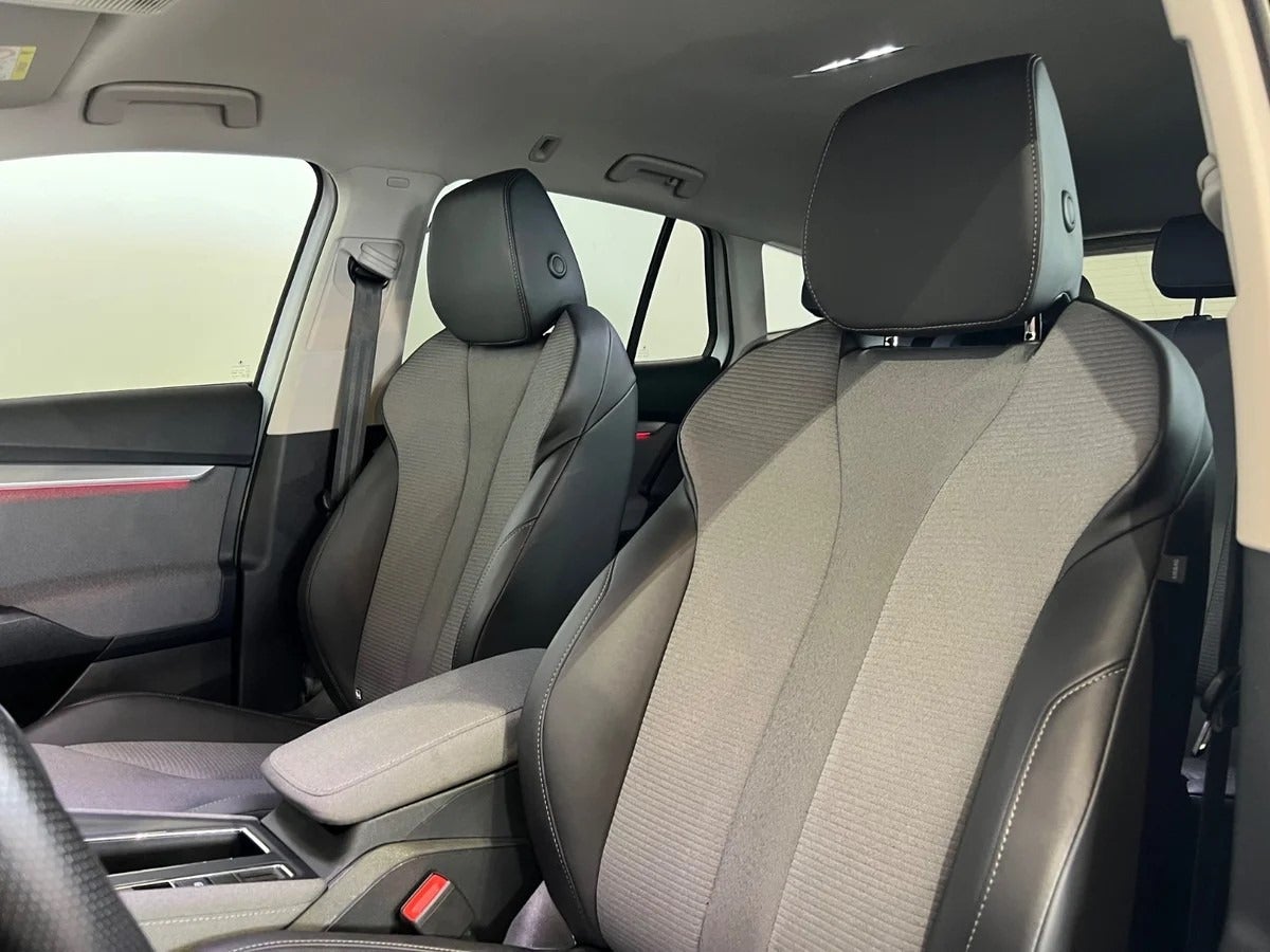 Skoda Enyaq iV Plus Loft