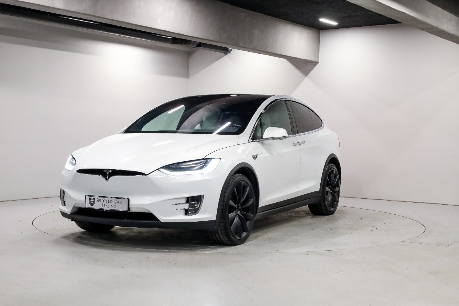 Leasing tesla deals model x