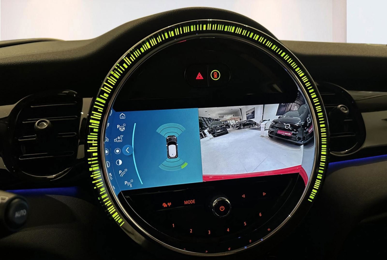 MINI Cooper SE Classic Trim