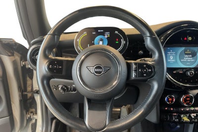 MINI Cooper SE Classic Trim