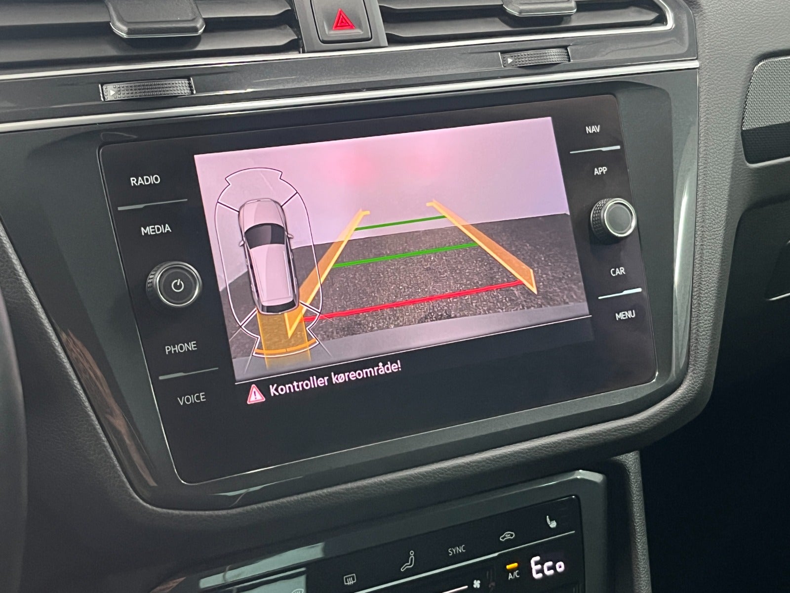 Billede af VW Tiguan 1,4 eHybrid Elegance DSG