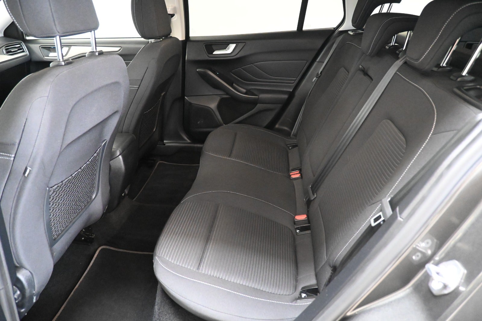 Ford Focus EcoBoost mHEV Titanium X stc.