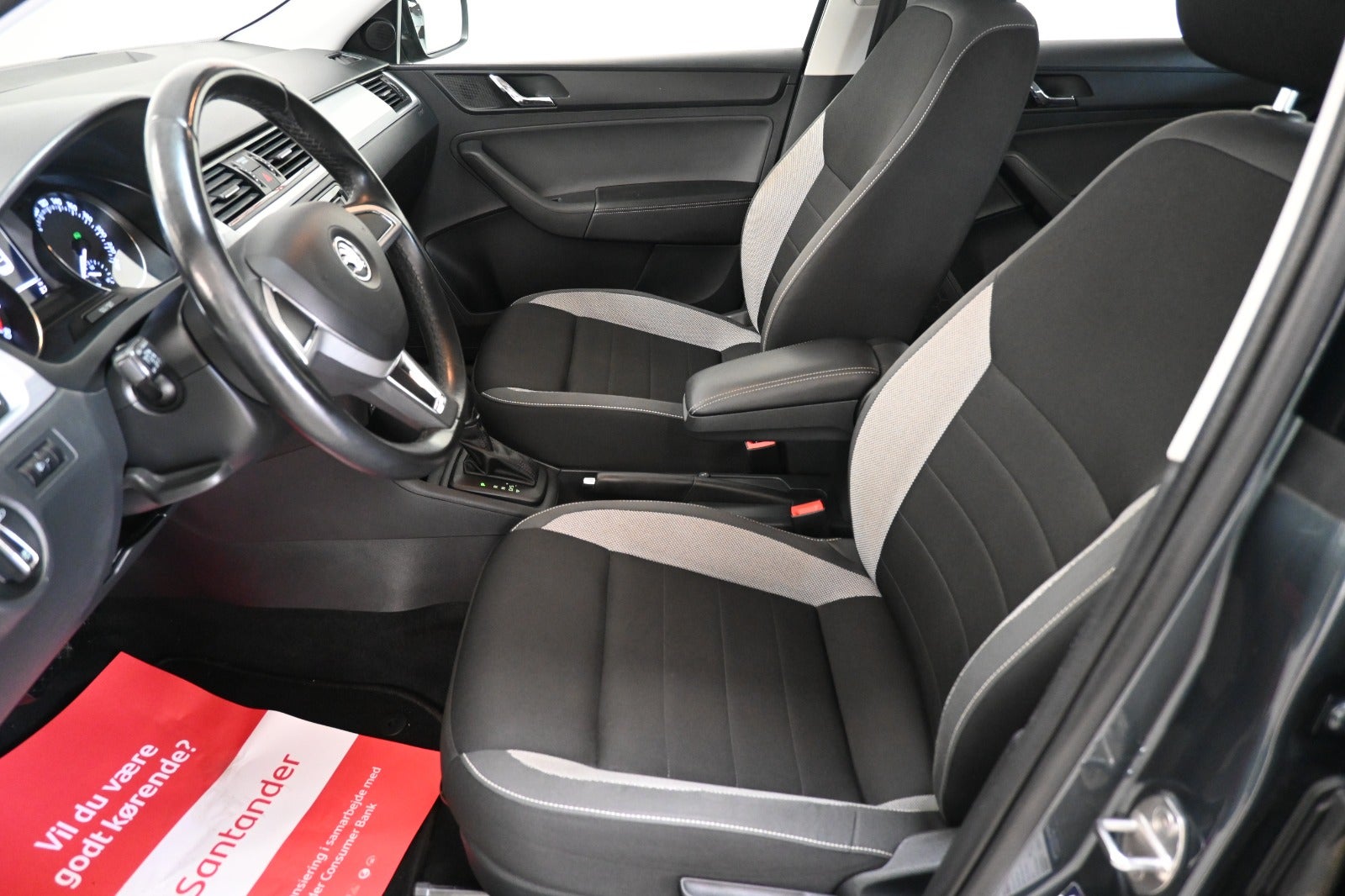 Skoda Rapid TSi 90 Ambition Spaceback DSG