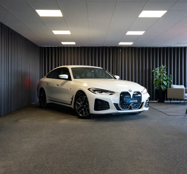 BMW i4  eDrive35 M-Sport