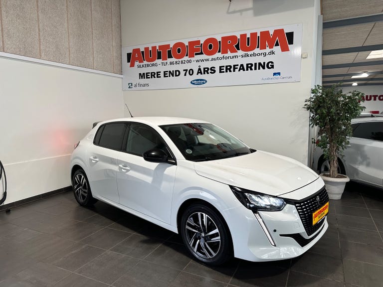 Peugeot 208 PureTech 100 Allure EAT8 Van