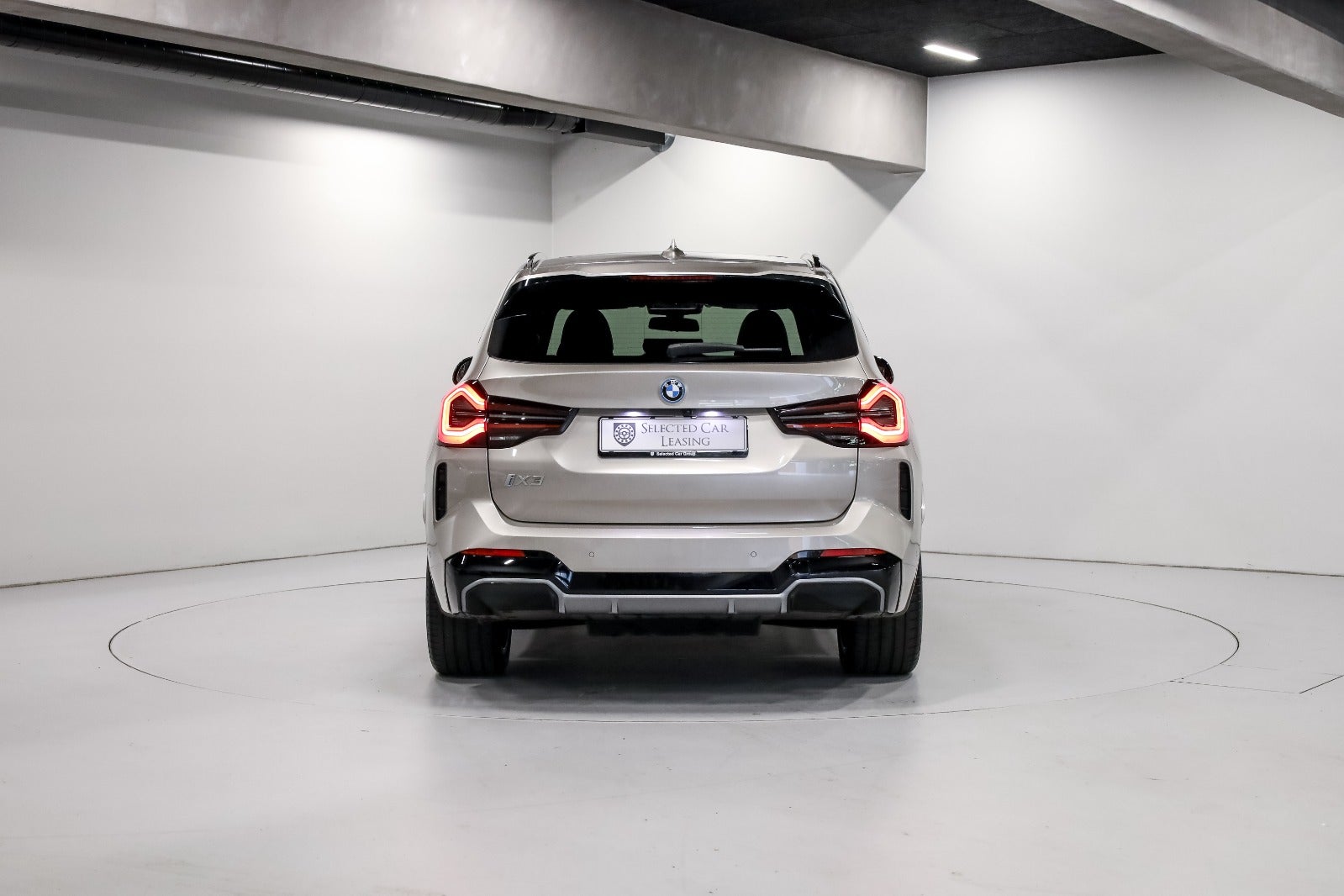 BMW iX3 Charged Plus M-Sport