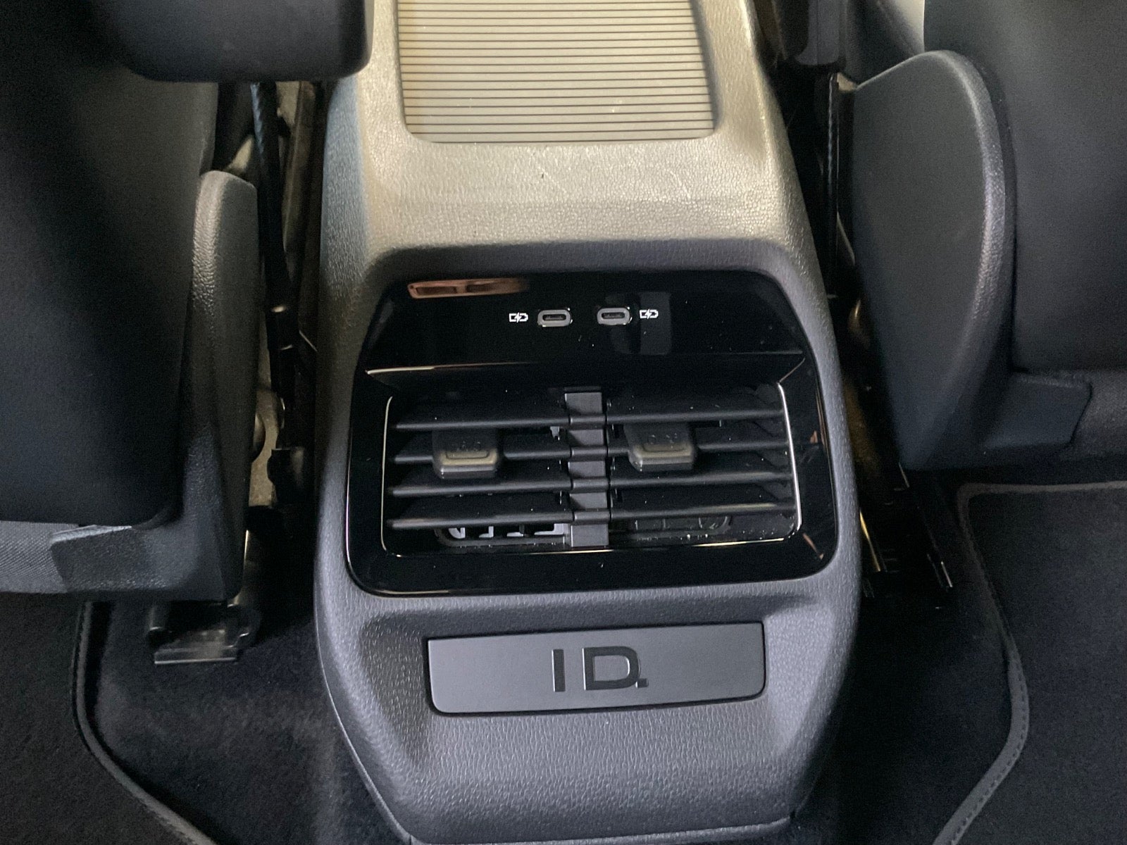 VW ID.4 77 Pro Performance 5d - 10