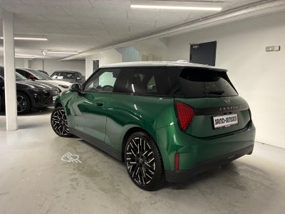 MINI Cooper SE Favoured Trim XL
