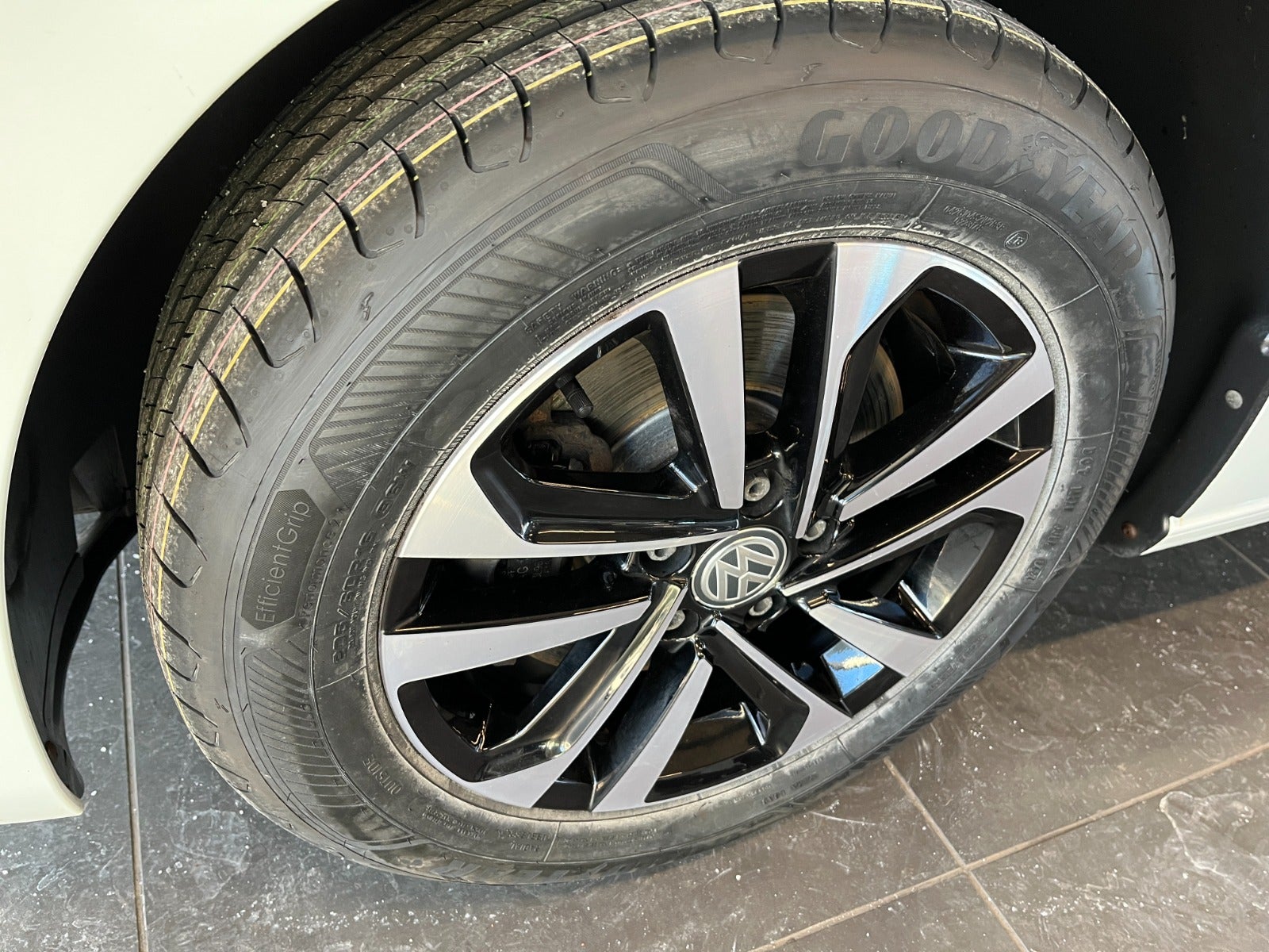 Billede af VW Touran 1,6 TDi 115 IQ.Drive DSG Van