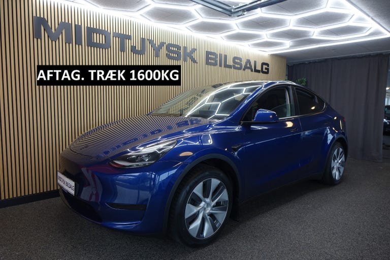 Tesla Model Y RWD