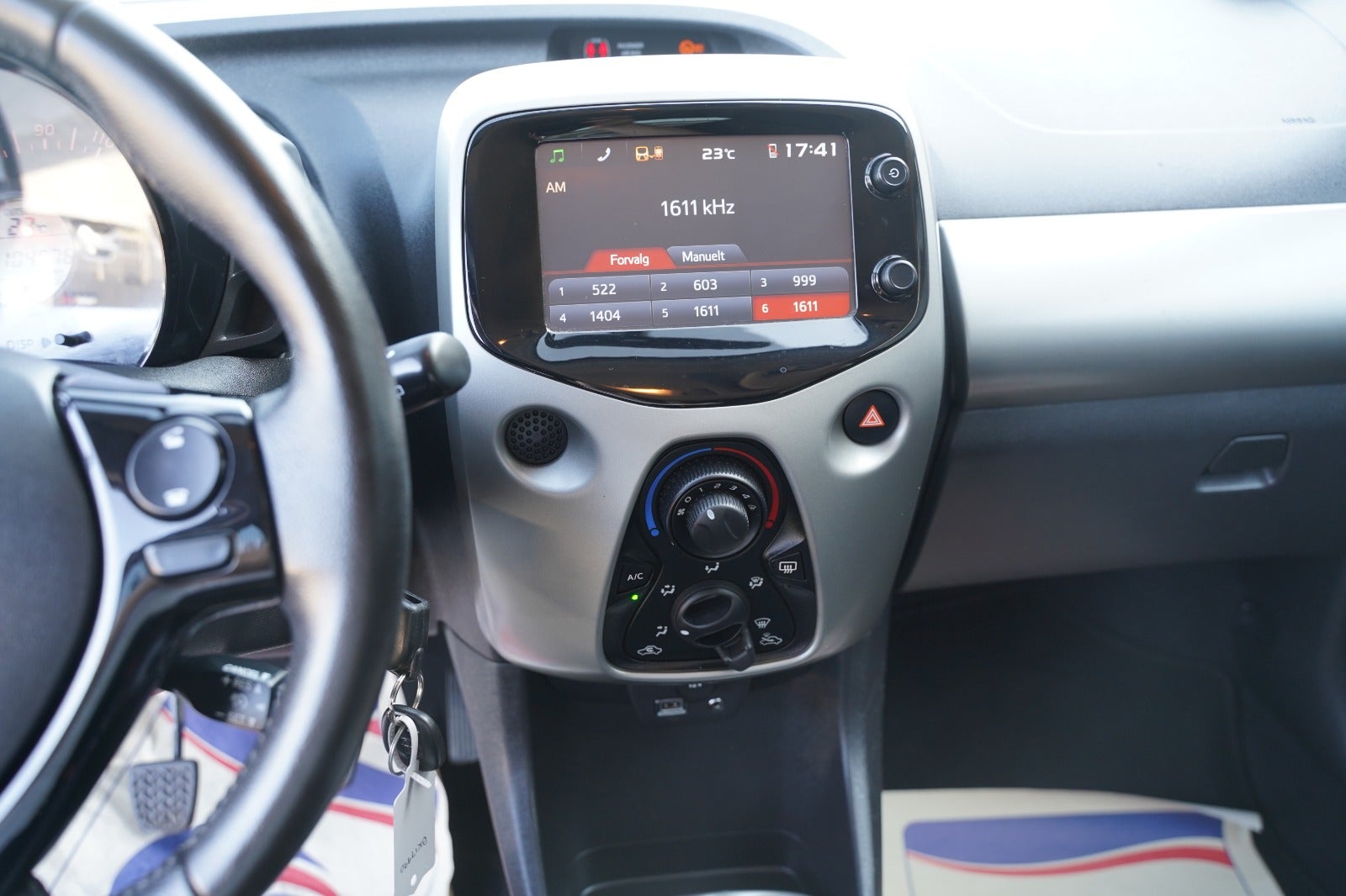 Billede af Toyota Aygo 1,0 VVT-i x-black