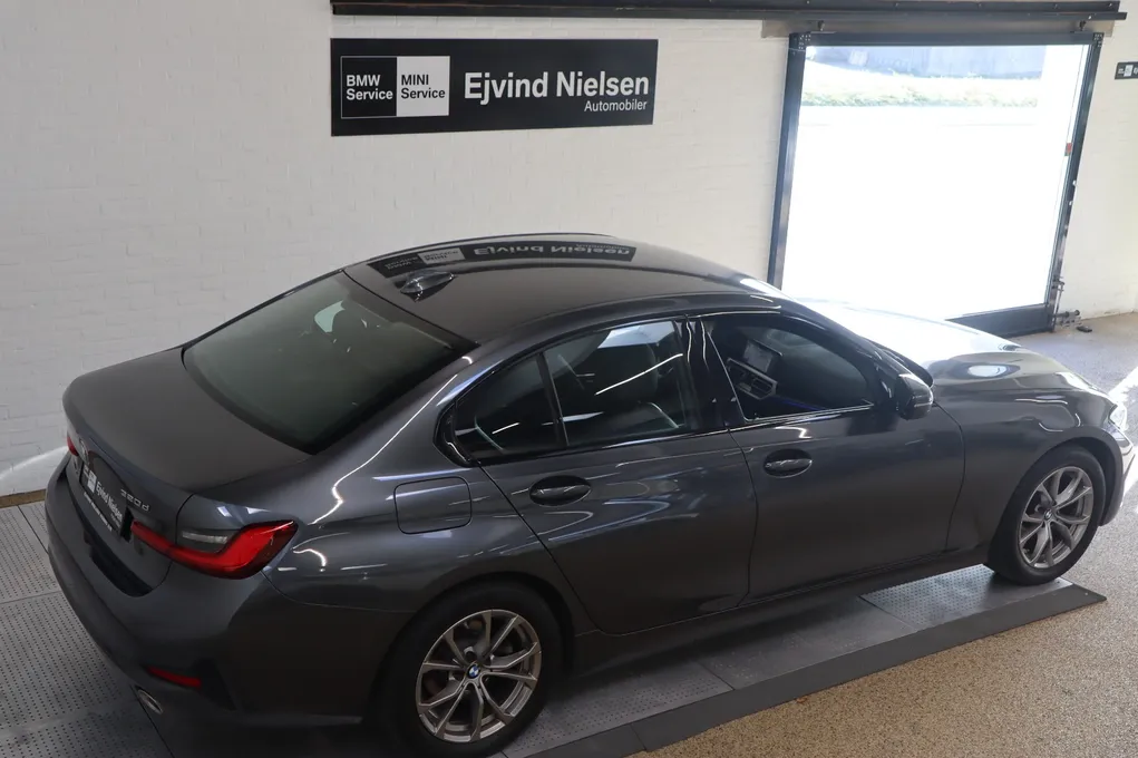 BMW 320d Sport Line aut.
