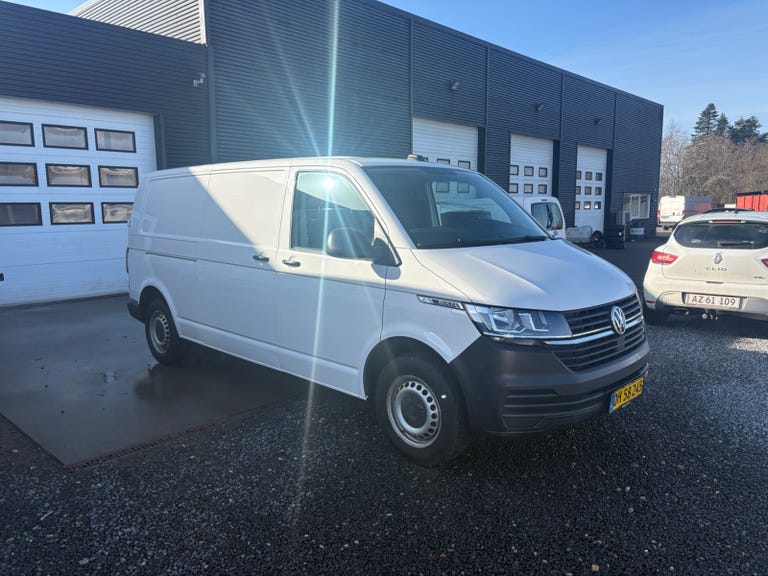 VW Transporter TDi 110 BULLI Kassevogn lang