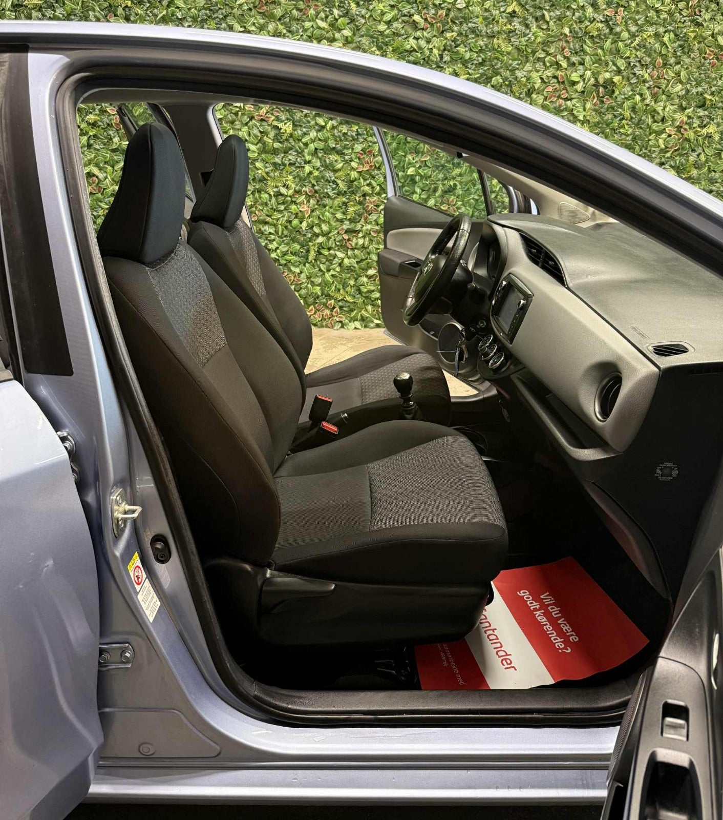 Billede af Toyota Yaris 1,3 VVT-i Skyview