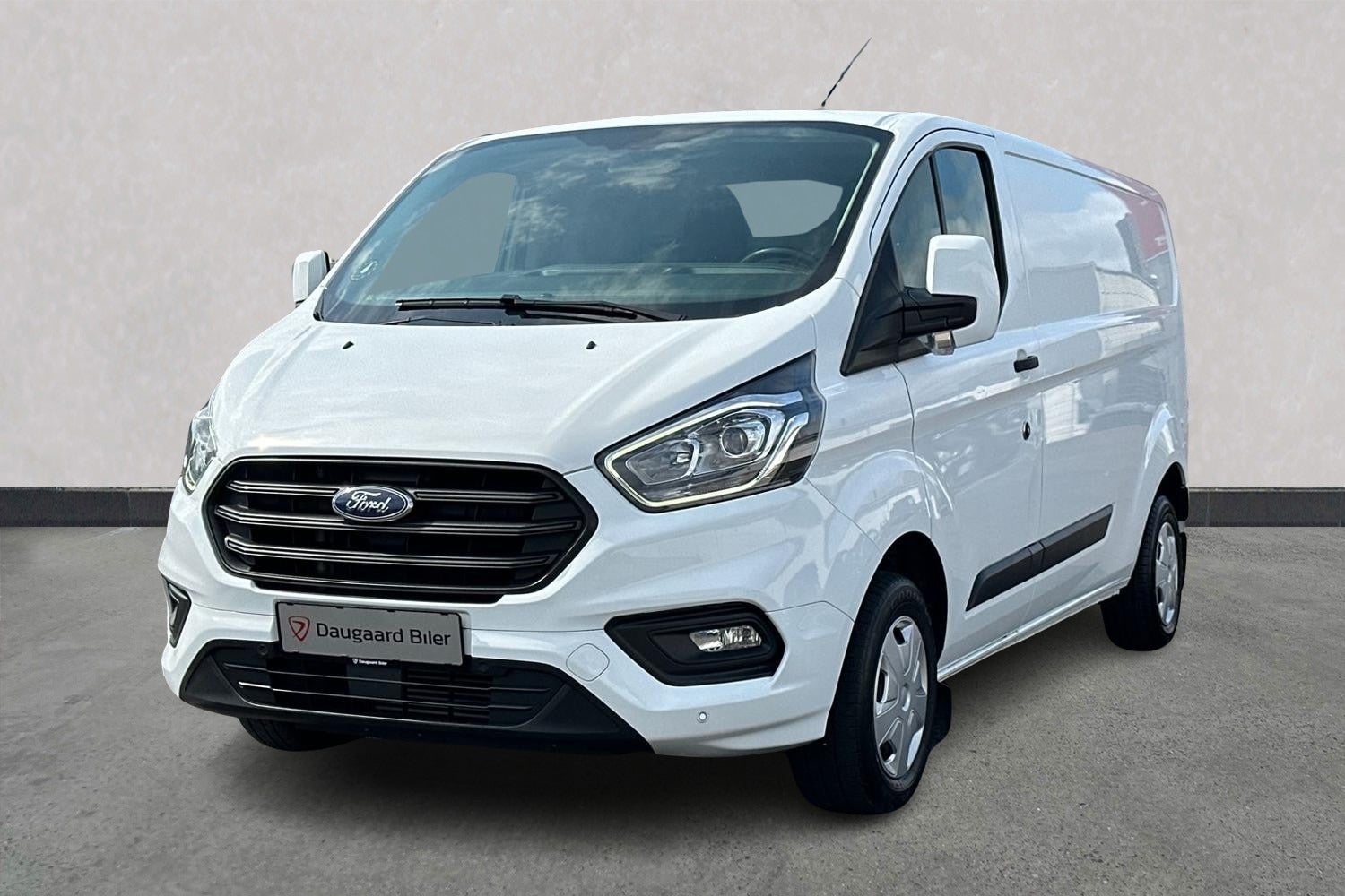 Billede af Ford Transit Custom 300L 2,0 TDCi 105 Trend