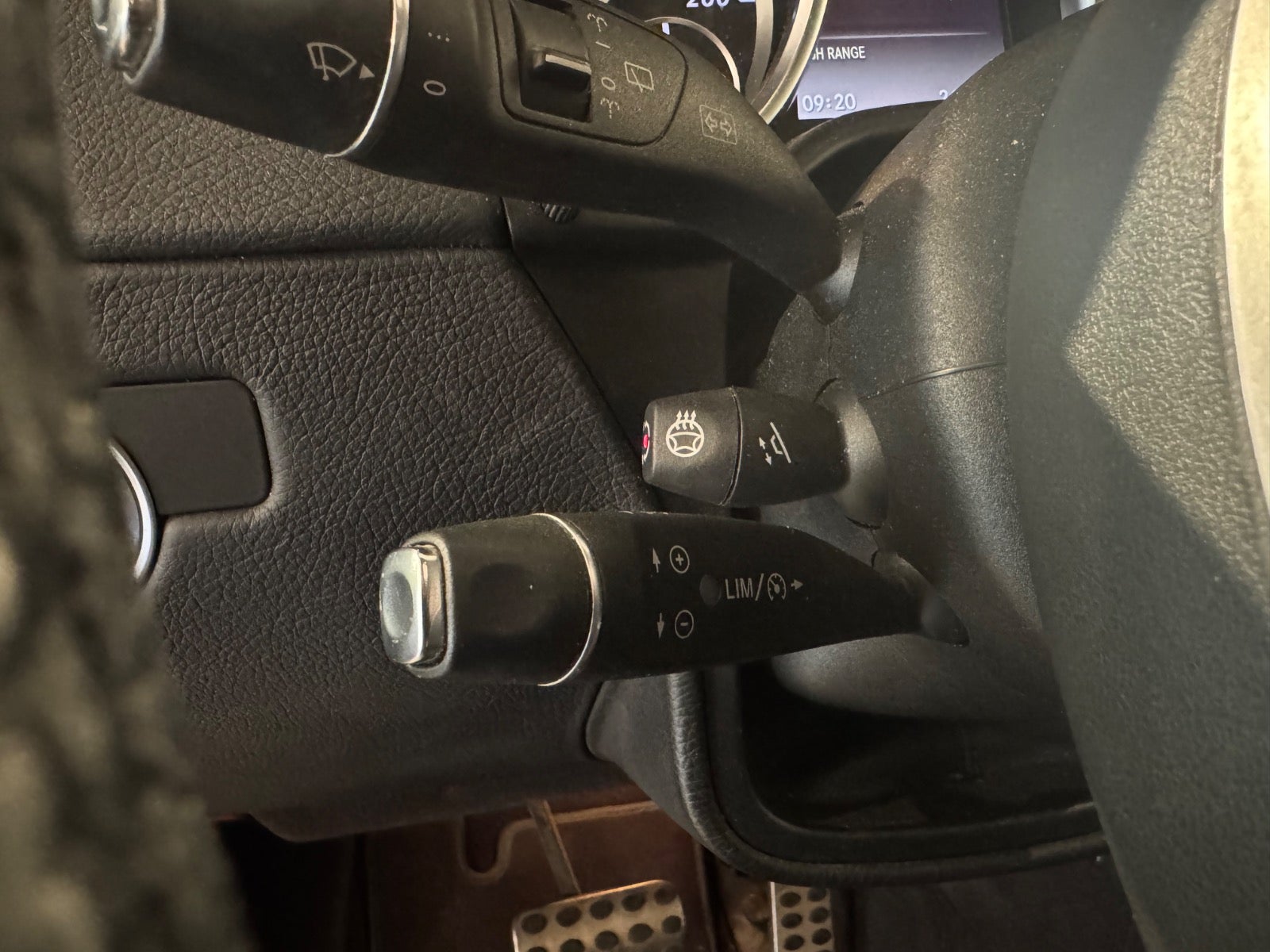 Mercedes – G350