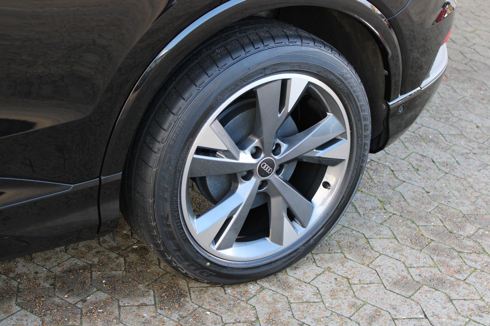 Audi Q4 e-tron Advanced Sportback