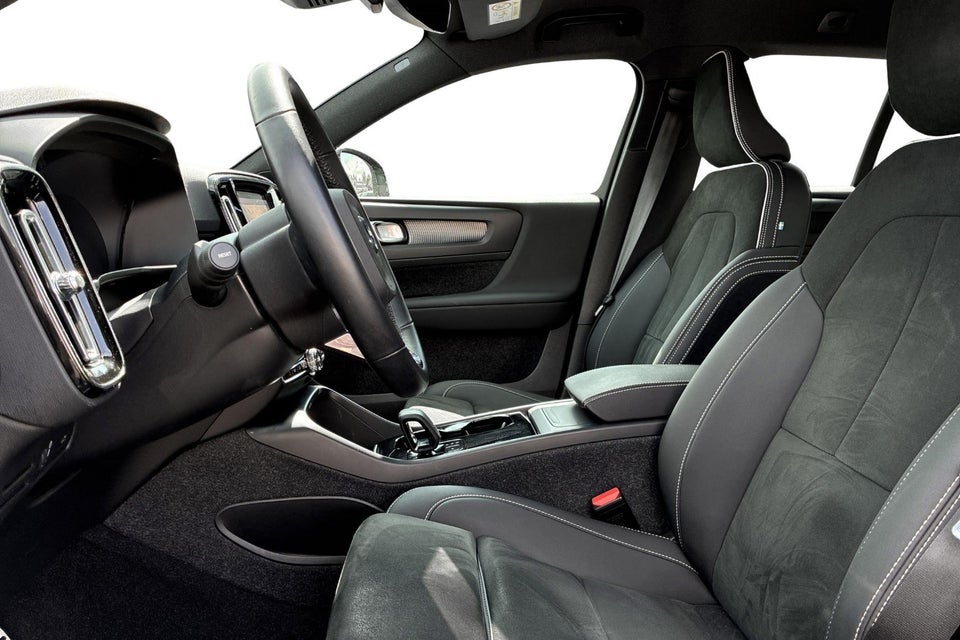 Volvo XC40 P6 ReCharge Plus 2022