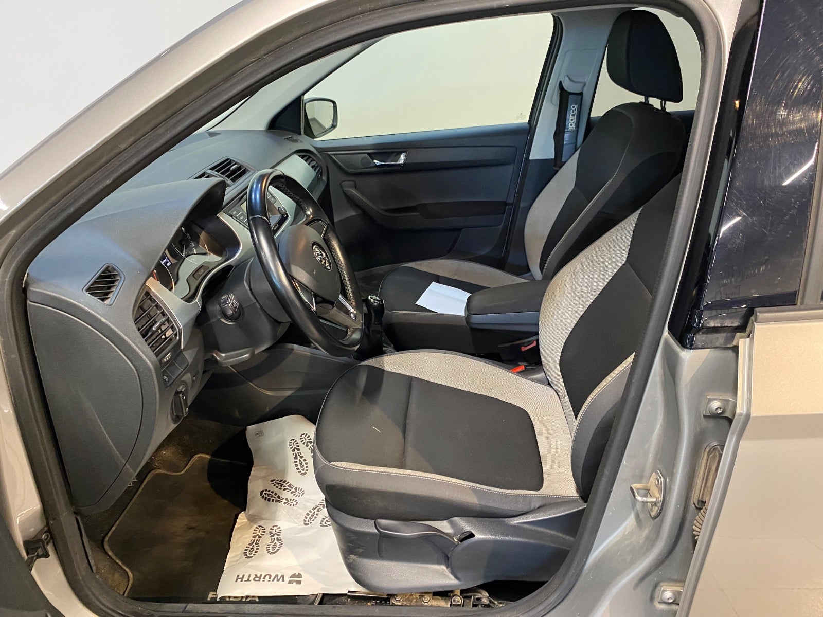 Skoda Fabia (7/8)