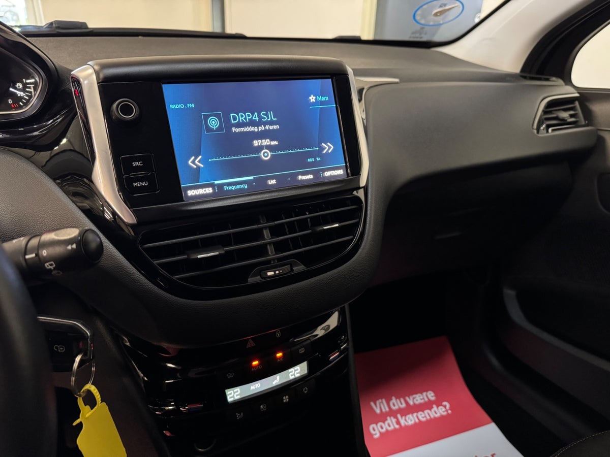 Peugeot 208 VTi 82 Active Peugeot 208 VTi 82 Active