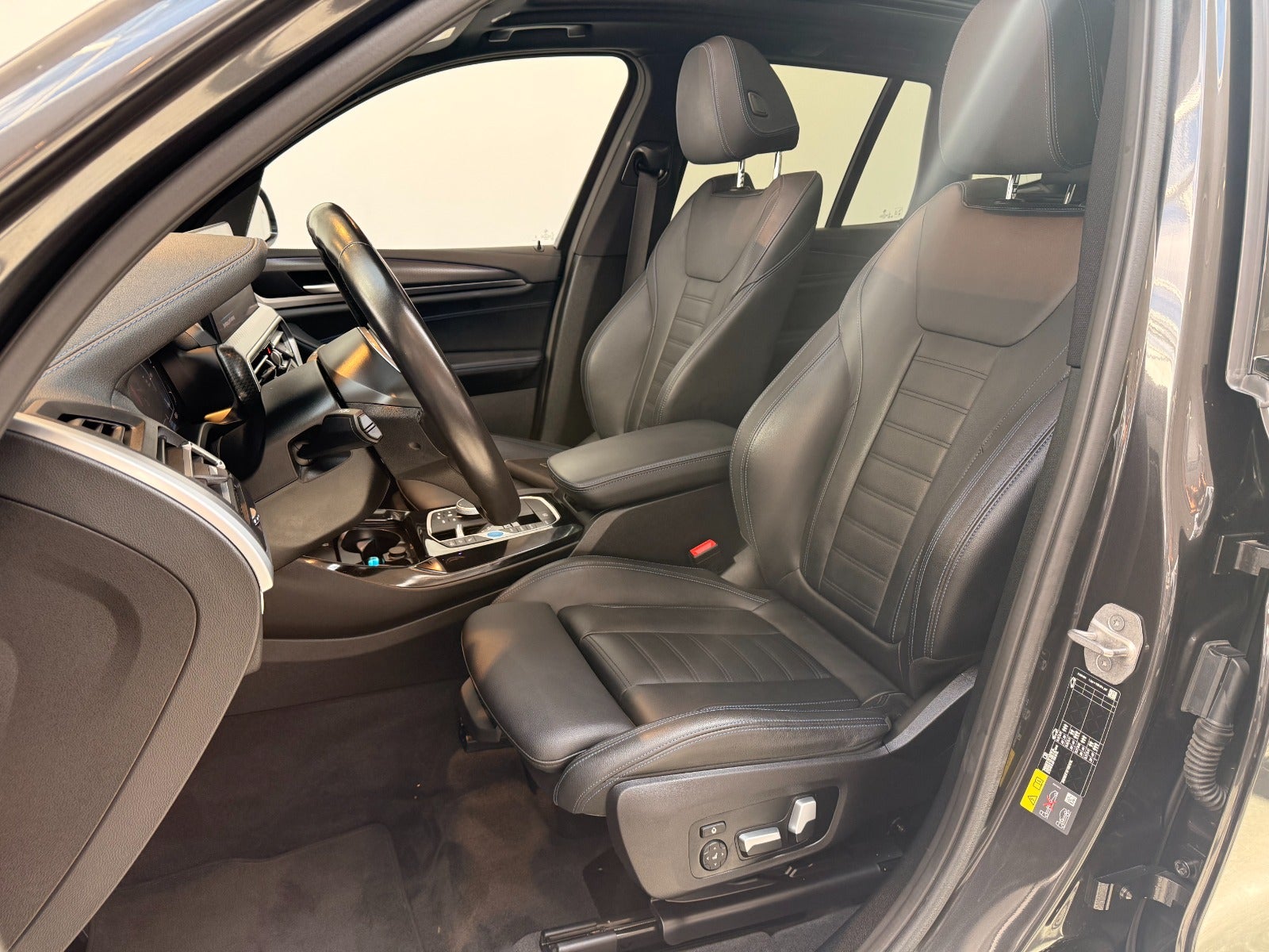 Billede af BMW iX3  Charged Plus M-Sport