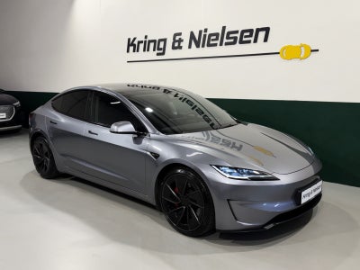Tesla Model 3 Performance AWD