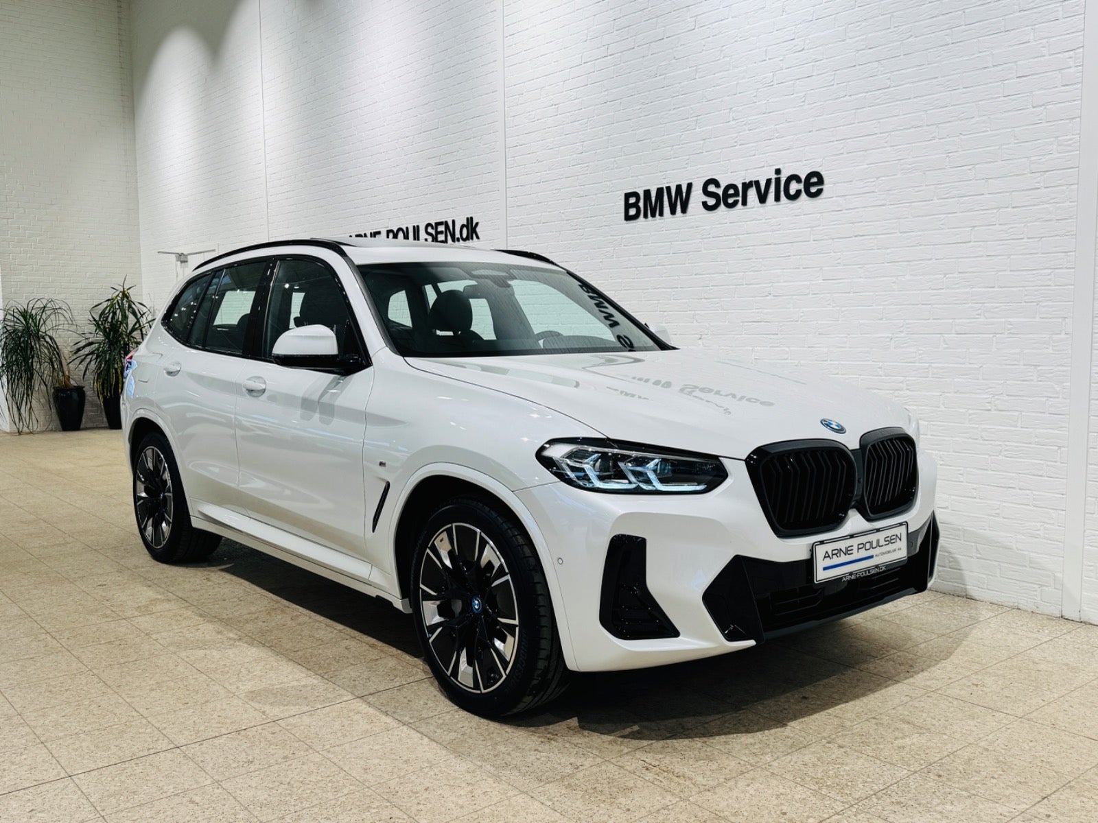 BMW iX3 Charged Plus M-Sport, 5-dørs, 2024 BMW iX3 Charged Plus M-Sport, 5-dørs, 2024