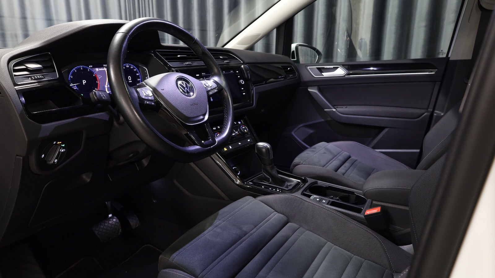 VW Touran TSi 150 R-line DSG 7prs